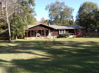 236 Forest Hill Dr, Denton, NC 27239