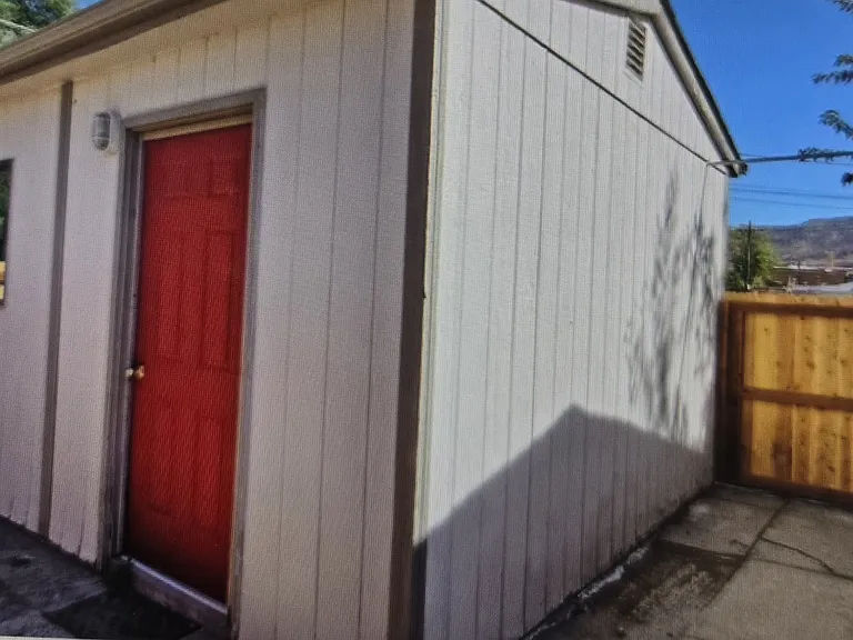 540 W 8th St — Photo 2
