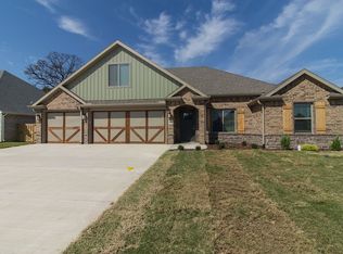 5890 Poppy Ave, Springdale, AR 72762