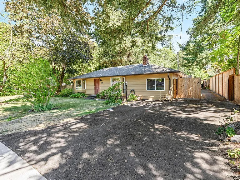 7505 SW Alden St — Photo 35