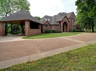 1651 Glenview Ln, Bartonville, TX 76226