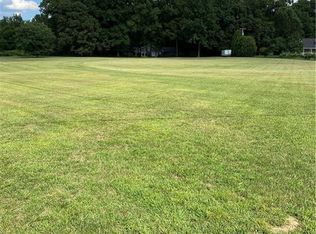 635 S Main St, Swanton, OH 43558