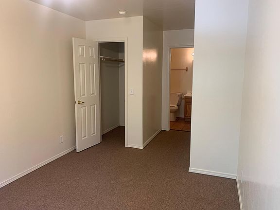 Bedroom 3 to bath, closet