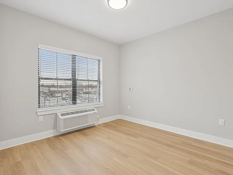 Meridia Roselle Park 10 — Photo 24