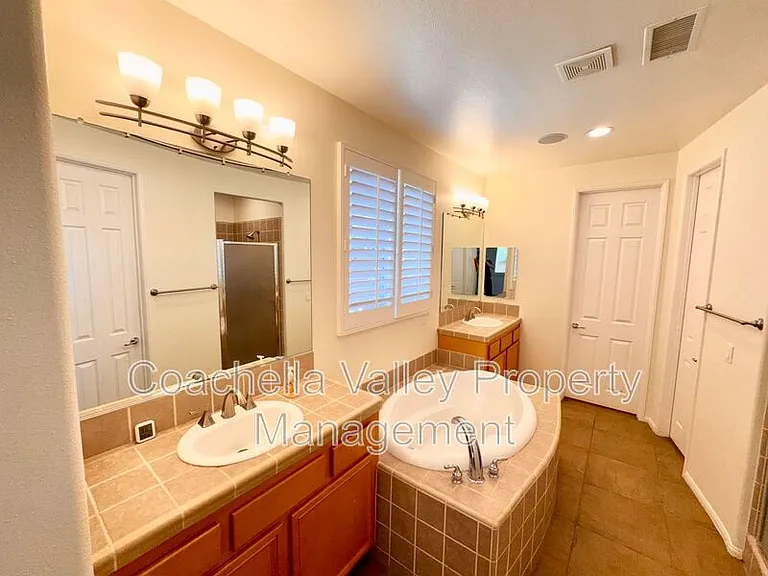 138 Shoreline Dr — Photo 26