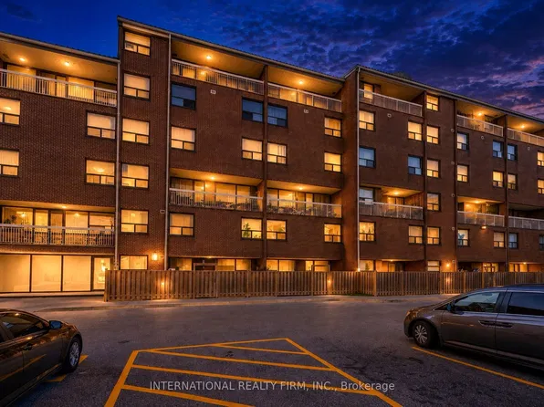 4064 Lawrence Ave E #323, Toronto, ON M1E 4V6