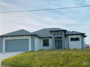3104 37th St SW, Lehigh Acres, FL 33976