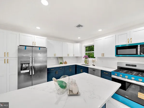 50 Hillman Ave, Ewing, NJ 08638