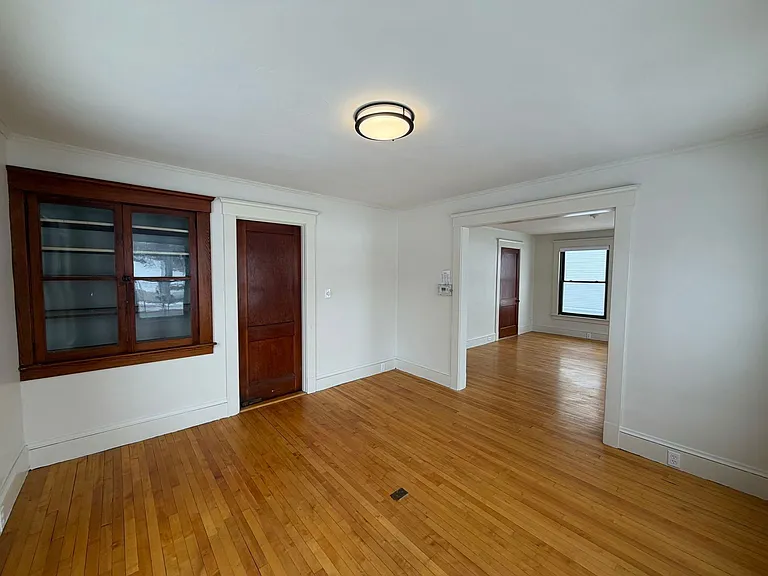 248 N Main St #5 — Photo 1
