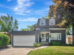 1257 Olive Rd, Homewood, IL 60430