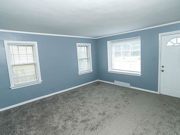 2nd image of 14435 Chicago Rd