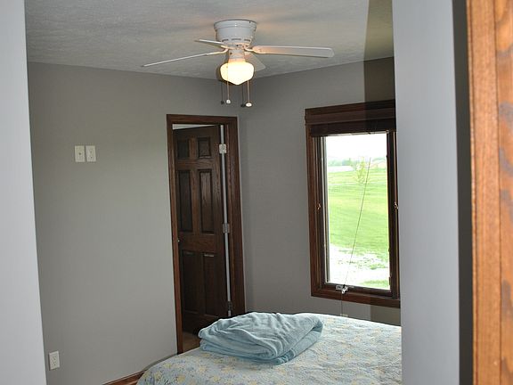 4th image of 11901 S 171st Ct
