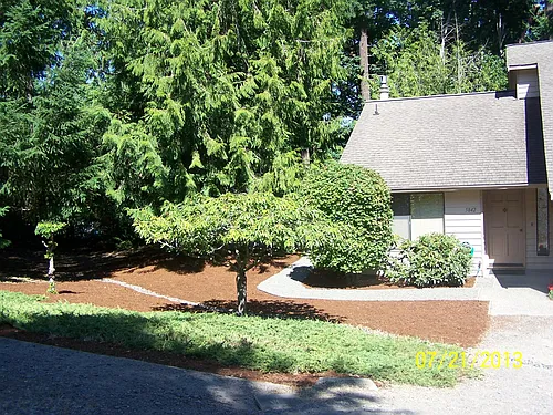 5842 Sunrise Ter NE Photo 1