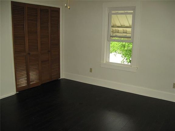 5th image of 1713 6th Ave