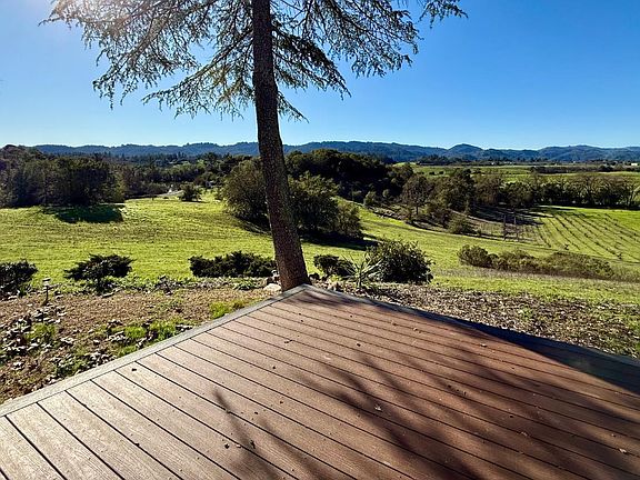3rd image of 1676 Chiquita Road