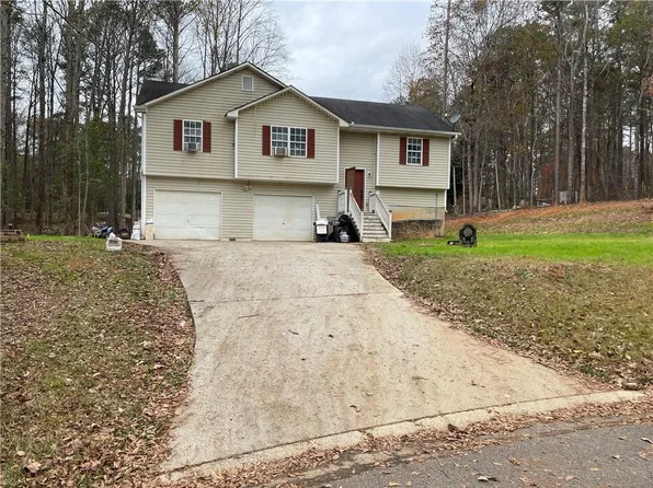 135 Betty Ln, Carrollton, GA 30116