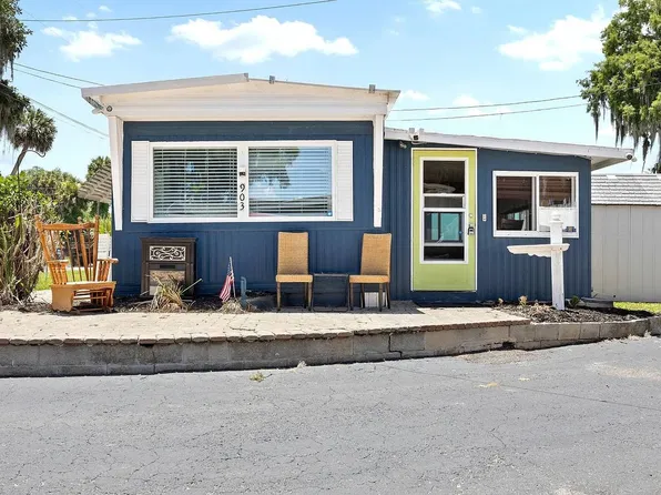 903 Villa Lagoon Dr, Tavares, FL 32778