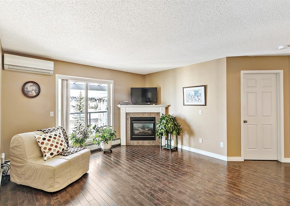 1st image of 260 W Shawville Way SE #409