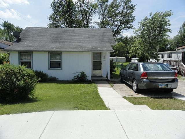 2nd image of 11004 Hebron Rd