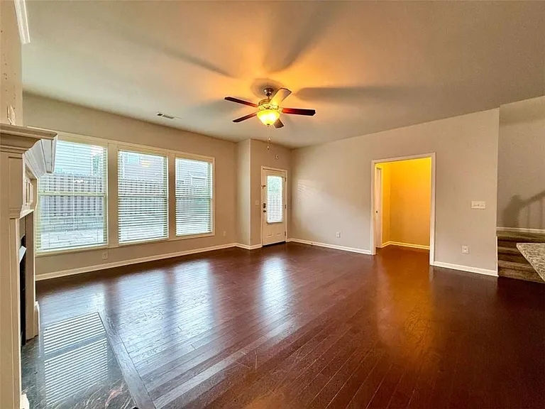 5115 Breezewood Cir — Photo 9