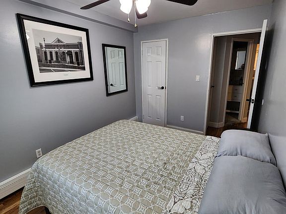 3rd image of 957 E 78th St #1