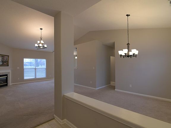3rd image of 6460 Glenwood Trce
