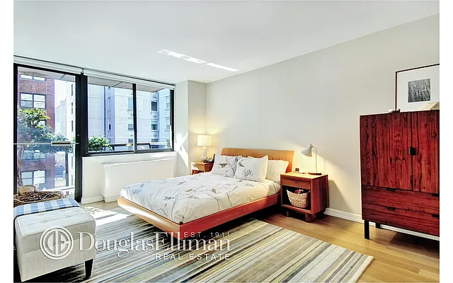 Sold by Douglas Elliman | media 14