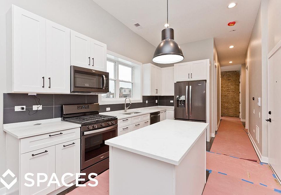 Kitchen in similar unit, not of actual kitchen