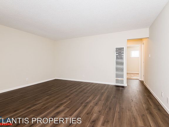 4th image of 5682 Hoffman Ct APT 02
