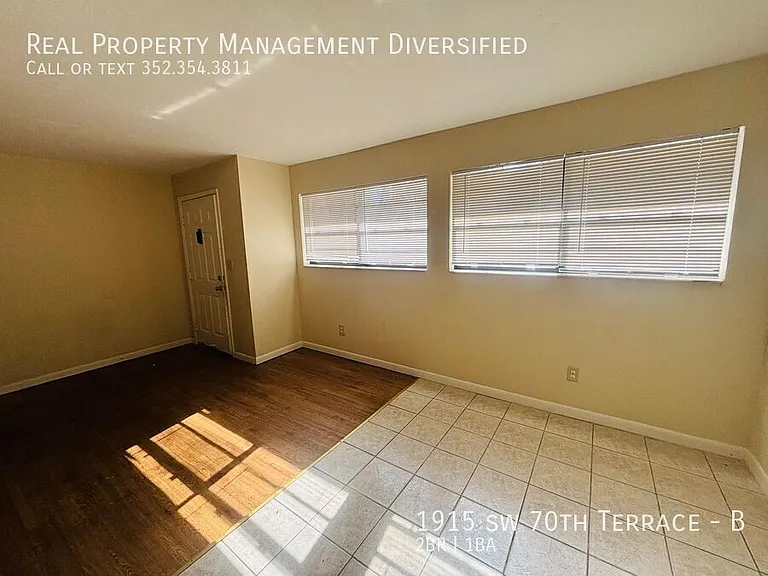 1915 SW 70th Ter #B — Photo 5