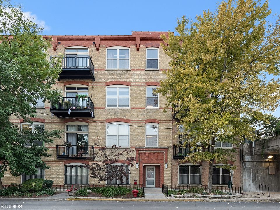 1st image of 1740 N Maplewood Ave APT 219