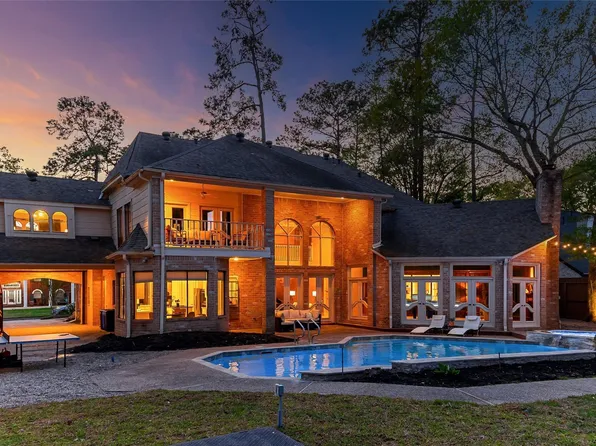 14022 Champions Hamlet Ct, Houston, TX 77069