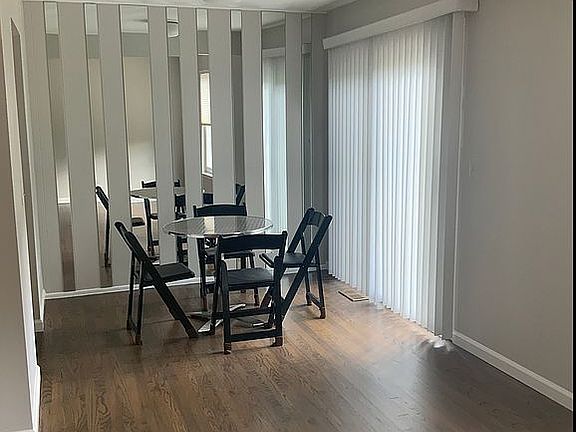 5th image of 18461 Jamestown Cir