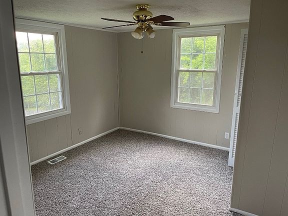 2nd image of 4135 Selma Ave