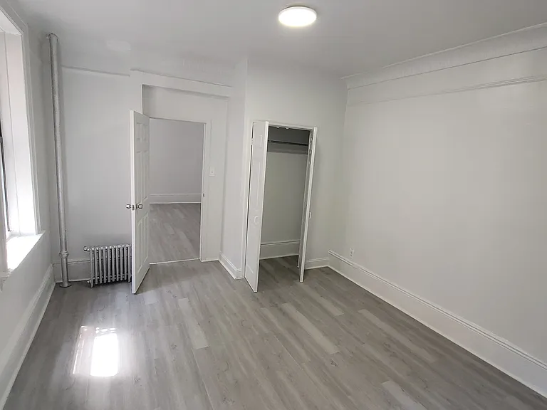 2376 Ryer Ave #B1 — Photo 13