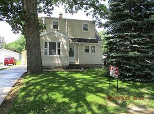 2861 S 71st St, Milwaukee, WI 53219