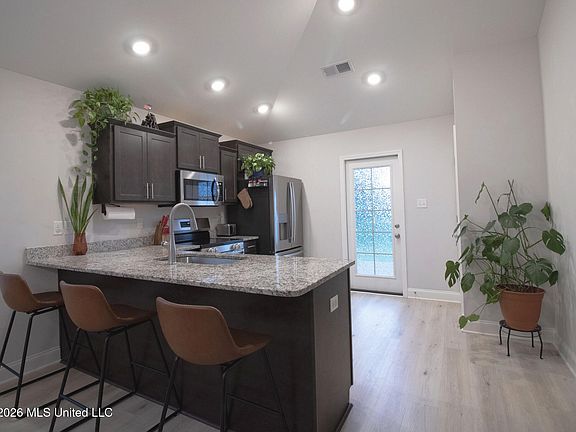 4th image of 7781 Callie Dr