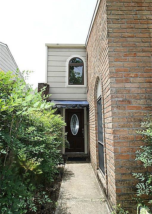 1st image of 8517 Wilcrest Dr