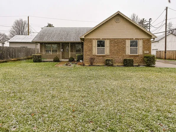 105 W Center St, Farmersville, OH 45325