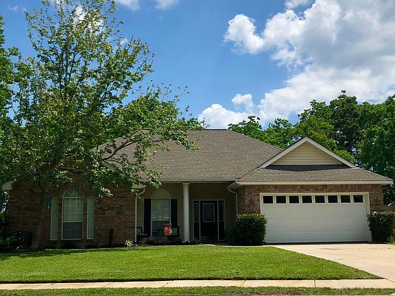3rd image of 13204 E Carriage Cir