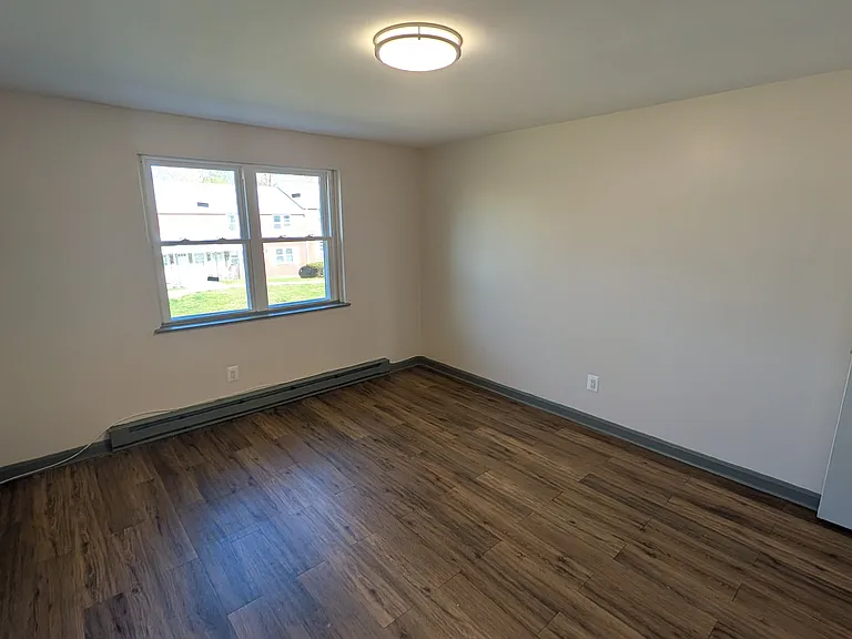 17-A75 Regan St #75 — Photo 4