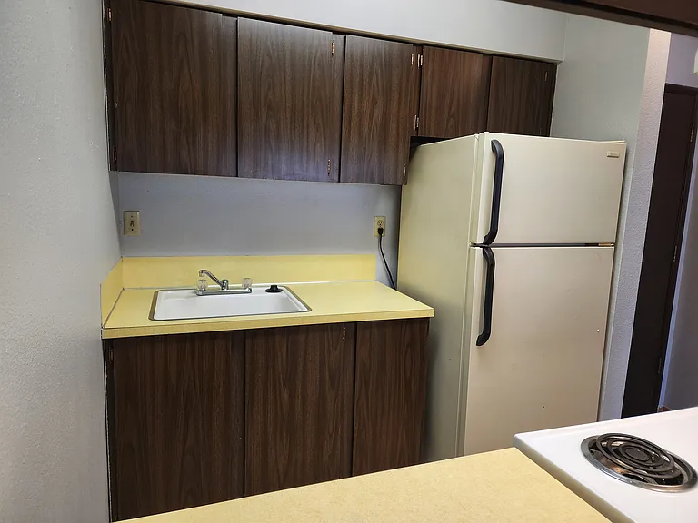 200 E 2nd St #220 — Photo 4