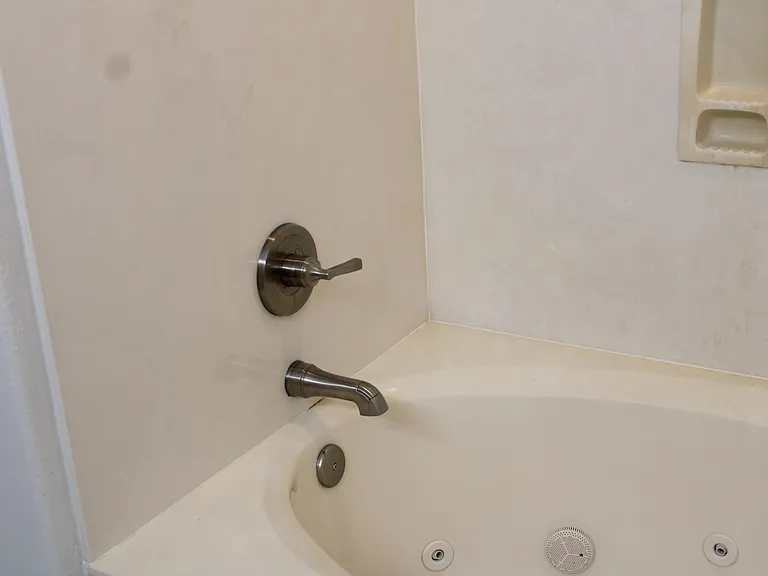 14104 Naruna Way — Photo 25