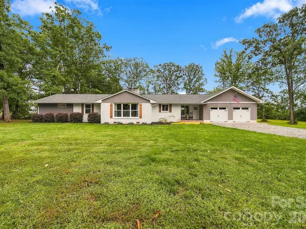 118 Chestnut Oak Rd, Union Grove, NC 28689