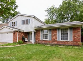 1530 S Princeton Ave, Arlington Heights, IL 60005