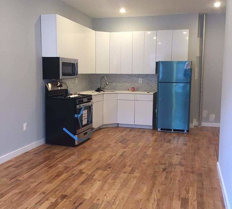 1st image of 285 Hawthorne St #101