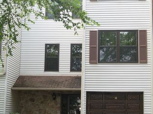 18 Pin Oak Ct, Lafayette Hill, PA