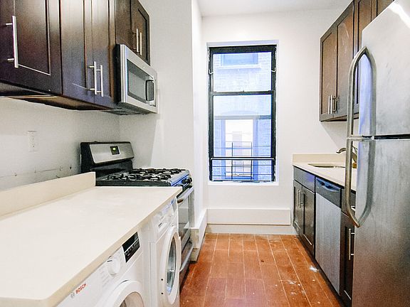 3rd image of 186 Claremont Ave #2N2