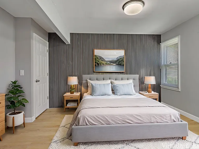 2208 Kensington Dr — Photo 33