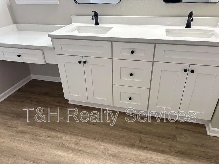 14928 Drayton Dr — Photo 28